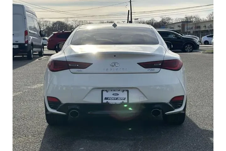 $18846 : INFINITI Q60 2017 AWD 2.0T 2 image 7