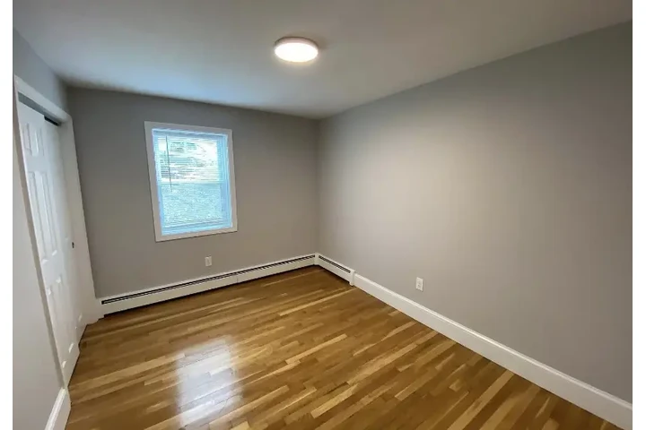 $1100 : APT LOS ANGELES 1 REC/1PARKING image 5