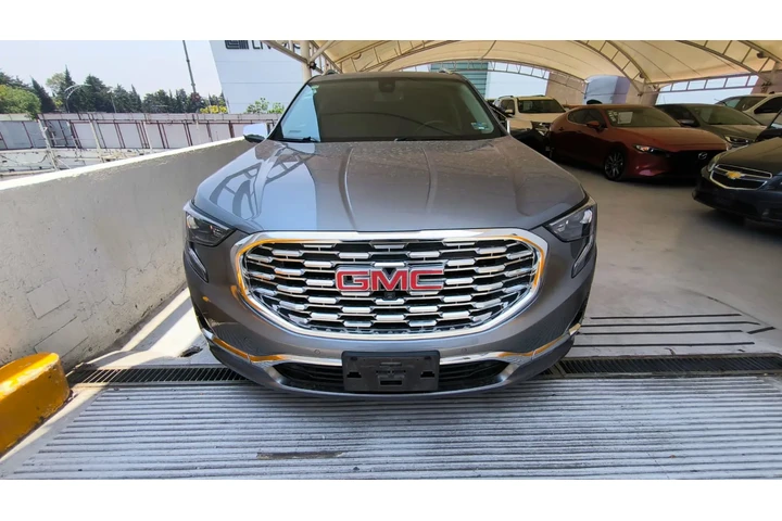 $449000 : GMC Terrain Denali 2021 image 2