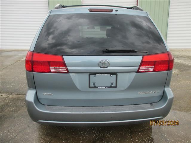 $6995 : 2005 Sienna image 8