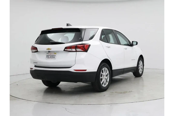 $19998 : Chevrolet Equinox 2022 LS 4d image 8