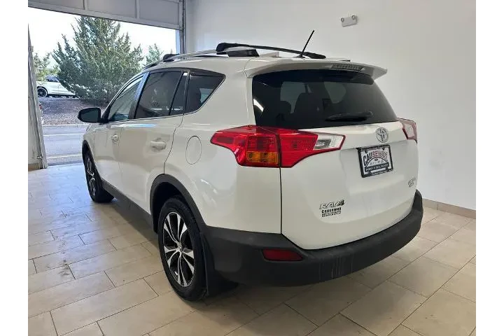 $18621 : Toyota RAV4 2015 AWD Limited image 5