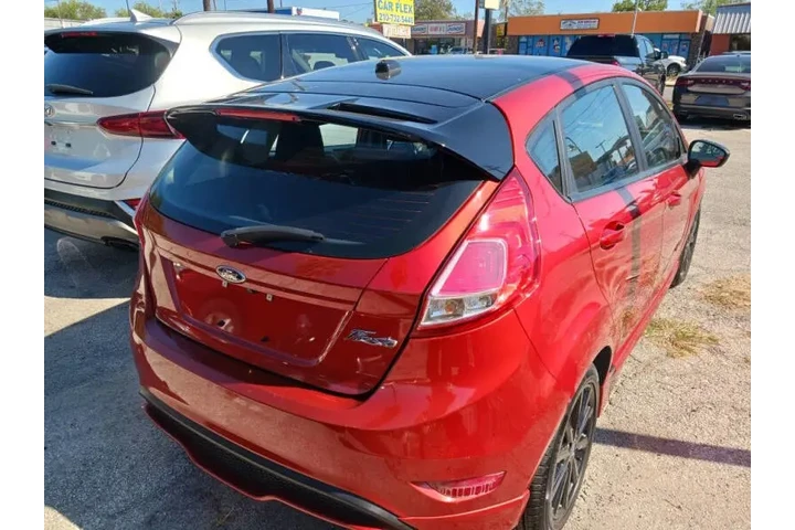 $13500 : 2019 Fiesta ST Line image 6