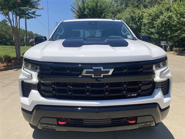 2024 Silverado 1500 Trail Bos image 2