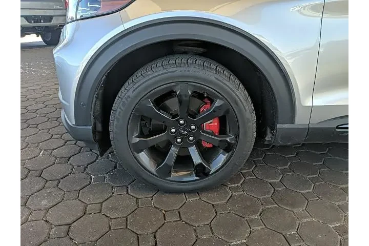 $35325 : Ford Explorer 2021 AWD ST 4d image 9