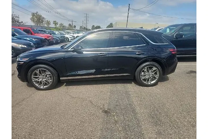 $37491 : Genesis GV70 2025 AWD 2.5T S image 10