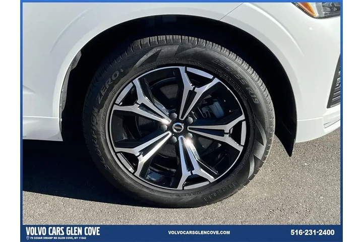 $30000 : Volvo XC60 2022 AWD B5 Momen image 6