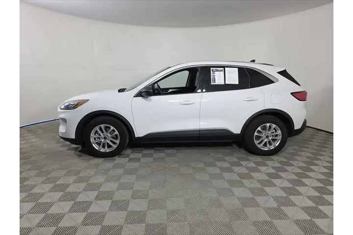 $16400 : Ford Escape 2022 SE 4dr SUV image 5