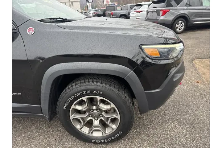 $22000 : Jeep Cherokee 2020 4x4 Trail image 2