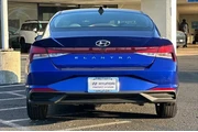 $18594 : Hyundai ELANTRA 2023 SEL 4dr thumbnail
