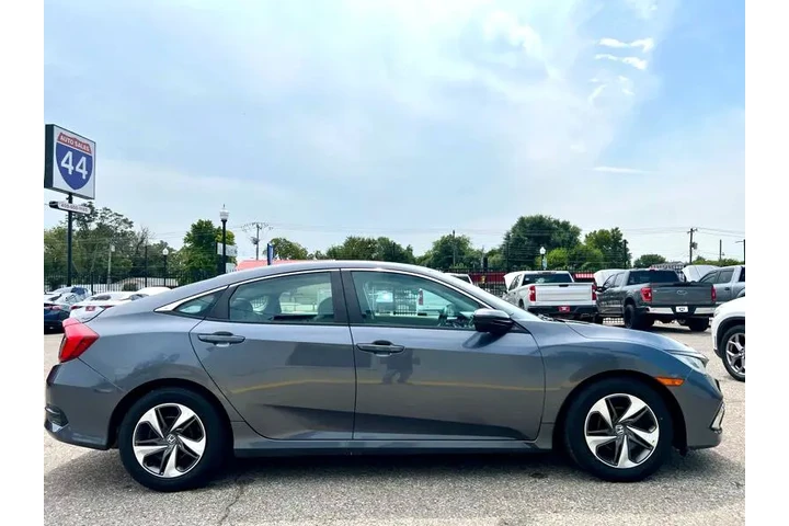 $19481 : 2019 Civic LX Sensing Sedan C image 7