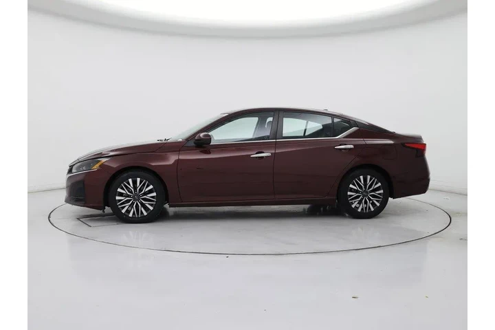 $20998 : Nissan Altima 2023 2.5 SV 4d image 3
