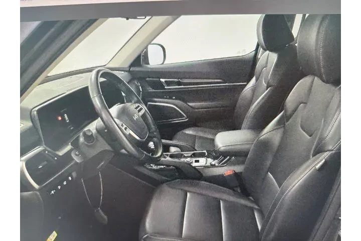 $34775 : Kia Telluride 2025 S 4dr SUV image 10