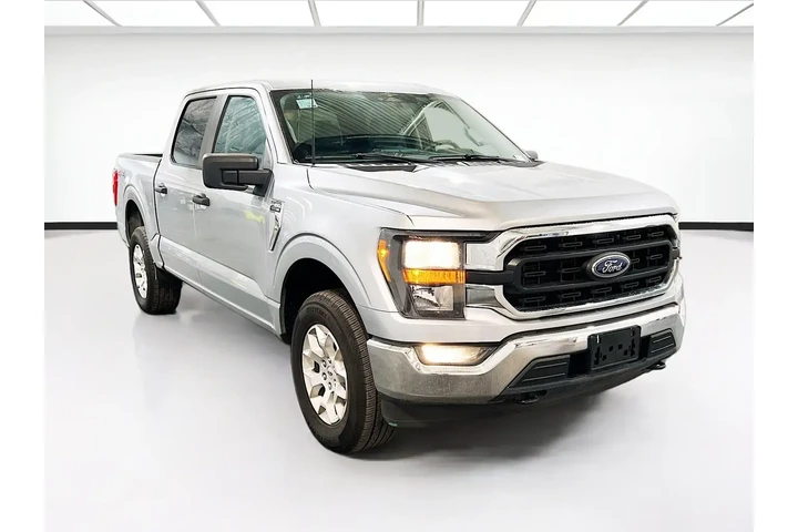 $35699 : Ford F-150 2023 4x4 XLT 4dr image 6