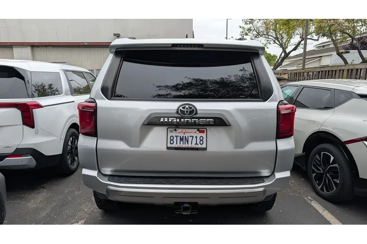 $46990 : 2021 4Runner TRD Off-Road Pre image 9