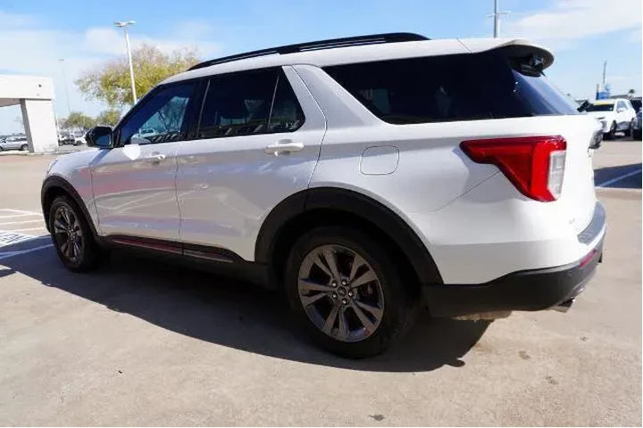 $28488 : Ford Explorer 2022 XLT 4dr S image 4