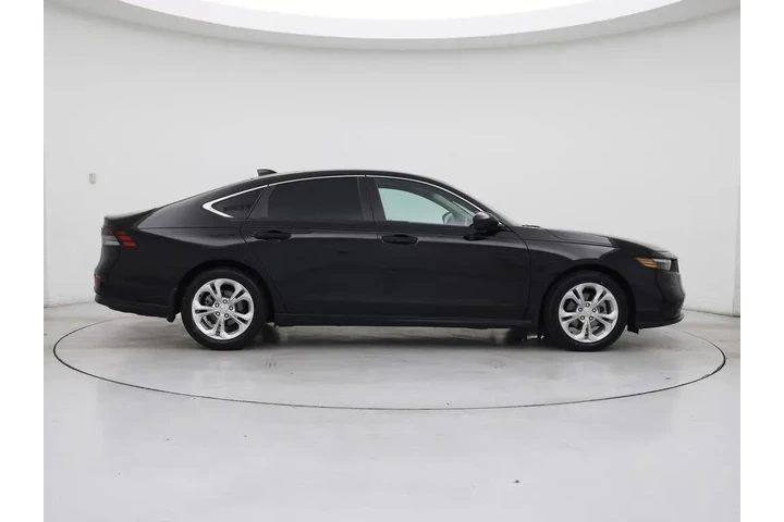 $24998 : Honda Accord 2024 LX 4dr Sed image 7