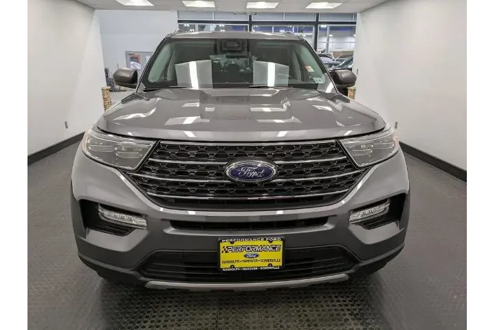 $30900 : Ford Explorer 2022 AWD XLT 4 image 2