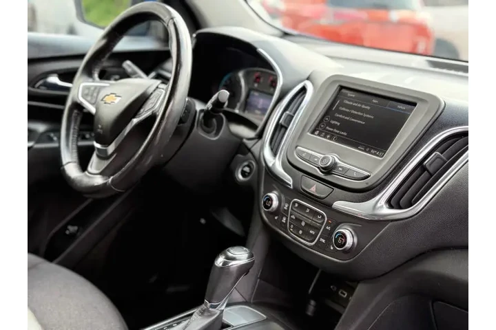 $10495 : 2019 Equinox LT image 10