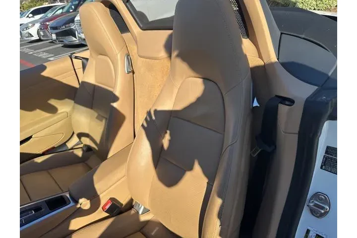 $35990 : Porsche Boxster 2013 2dr Con image 6