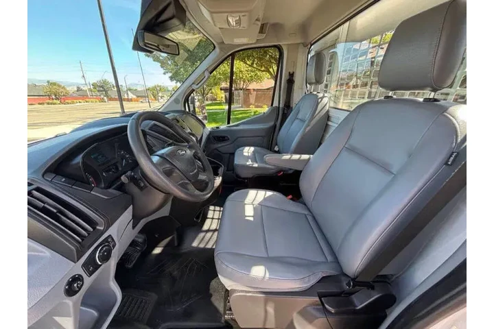 $19990 : 2018 Transit 250 image 6