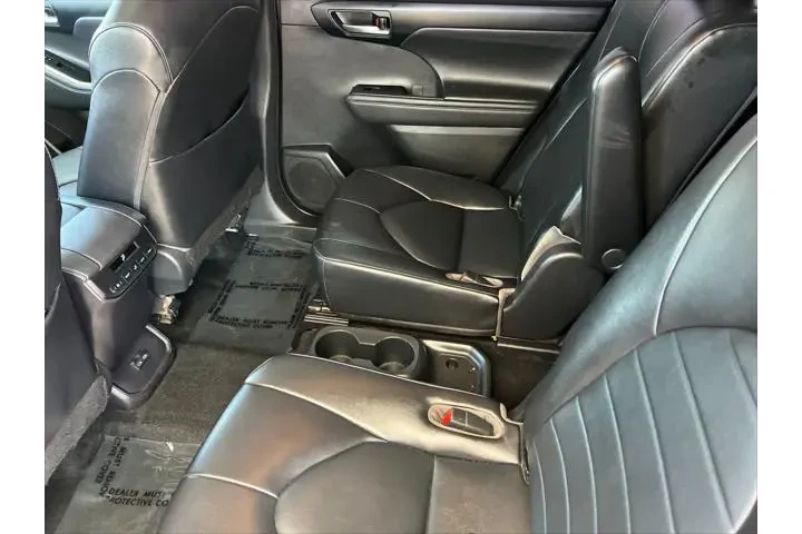 $28999 : Toyota Highlander 2022 XLE 4 image 5