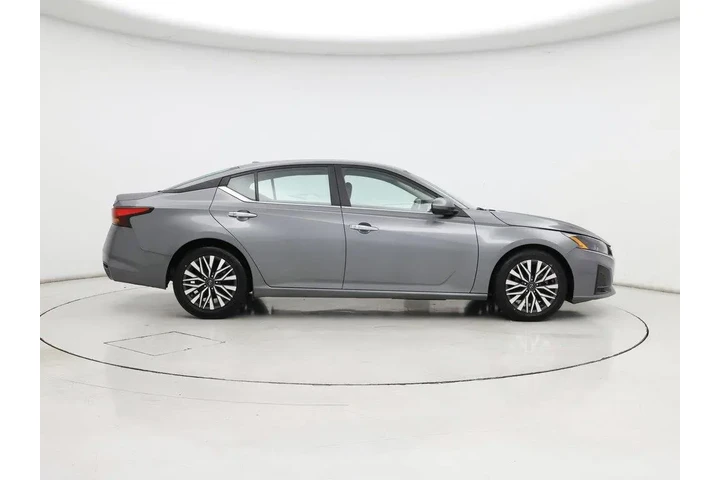 $19998 : Nissan Altima 2023 2.5 SV 4d image 7