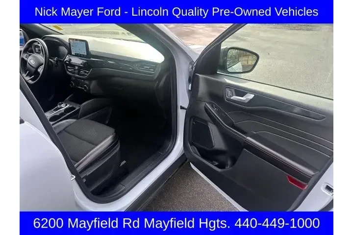 $24491 : Ford Escape 2025 AWD ST-Line image 9