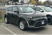 $16990 : Kia Soul 2024 LX 4dr Crossov thumbnail