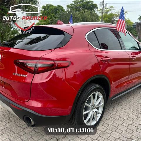 $19900 : Alfa Romeo Stelvio 2018 image 3