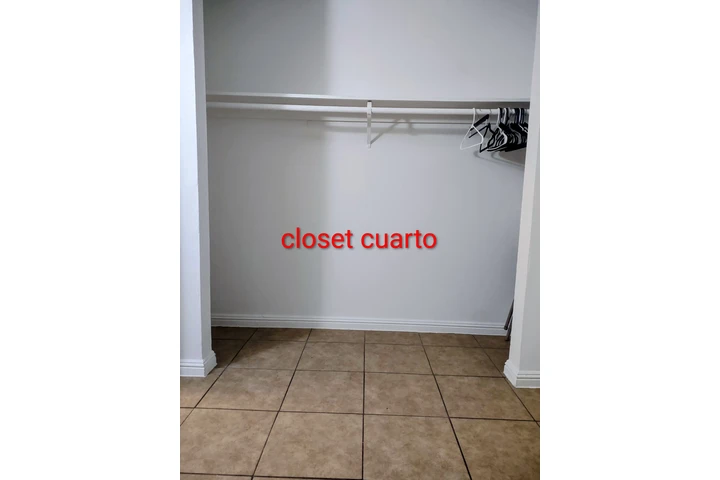$550 : Rento cuarto image 3