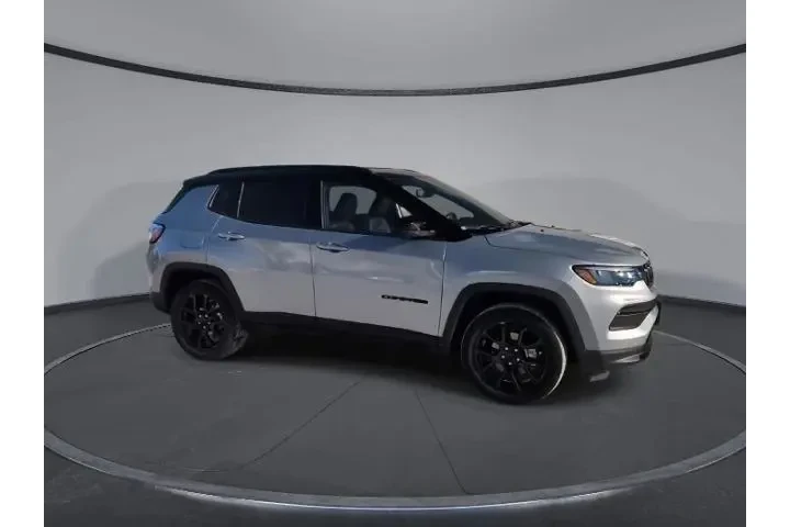 $24756 : Jeep Compass 2022 4x4 Latitu image 9