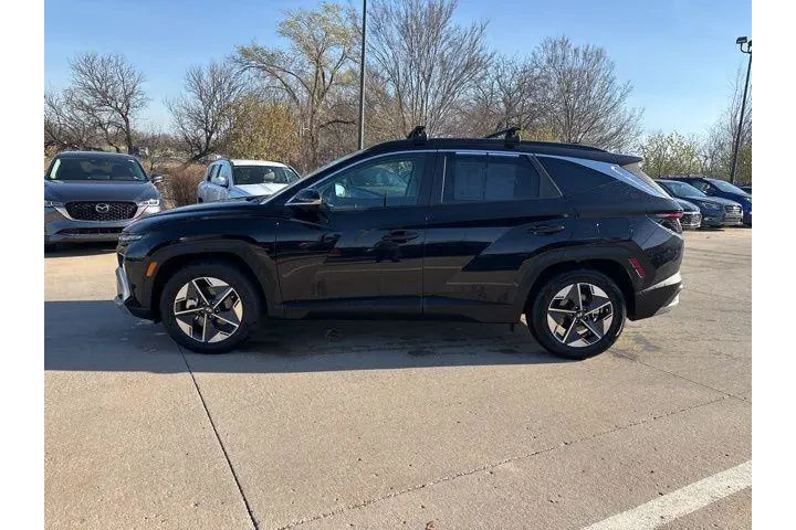 $28998 : Hyundai TUCSON 2025 SEL Conv image 2