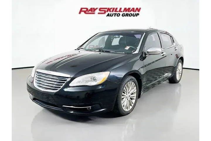 $9975 : Chrysler 200 2011 Limited 4d image 3