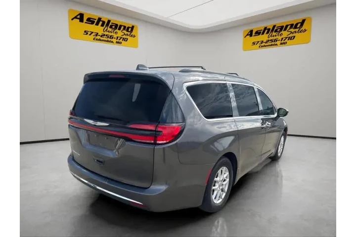 $17900 : 2022 Pacifica Touring L image 6