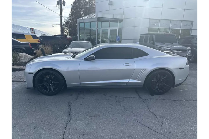 $39910 : 2015 Camaro ZL1 image 10