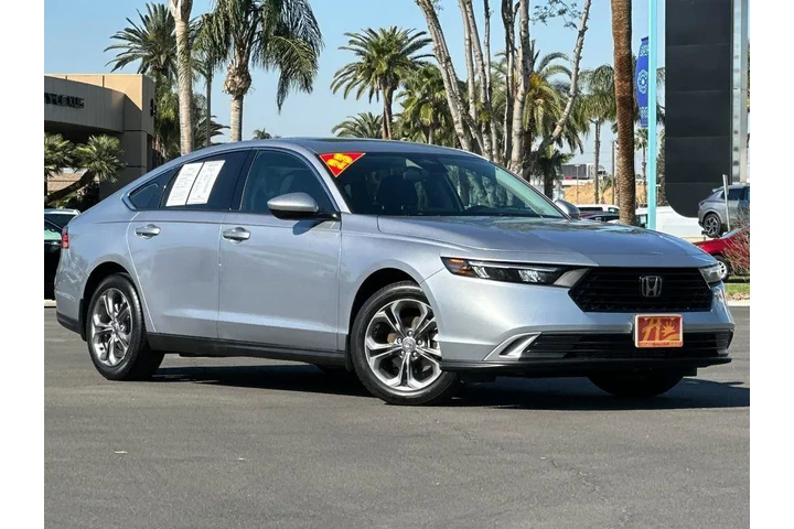 $29985 : Honda Accord 2023 EX 4dr Sed image 1