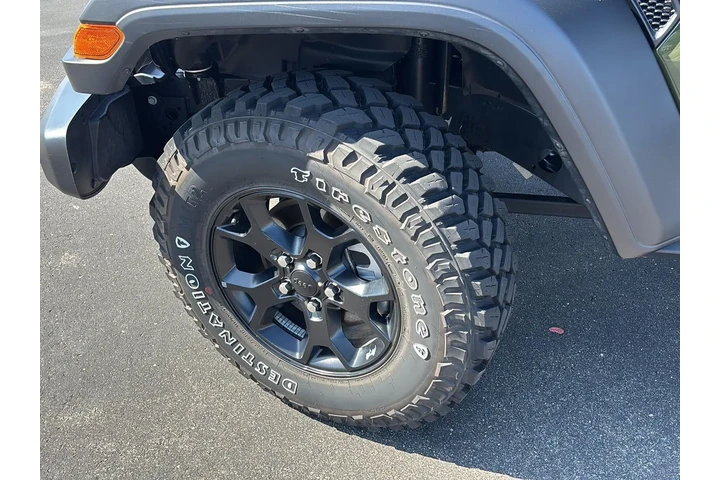 $30996 : 2022 Wrangler Willys image 5