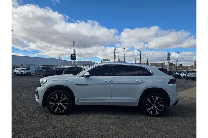 $35425 : Volkswagen Atlas Cross Sport image 5