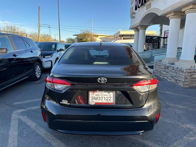 $20995 : Pre-Owned 2020 Corolla LE Sed image 5