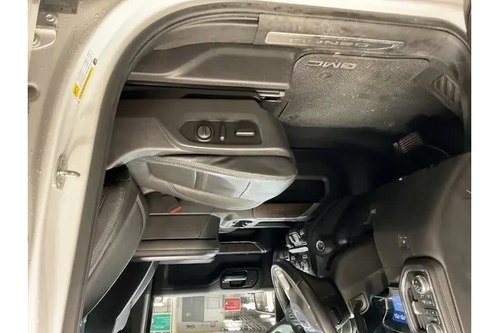 $40000 : GMC Sierra 1500 2021 4x4 Den image 7