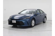 $29998 : Toyota Camry 2025 LE 4dr Sed thumbnail