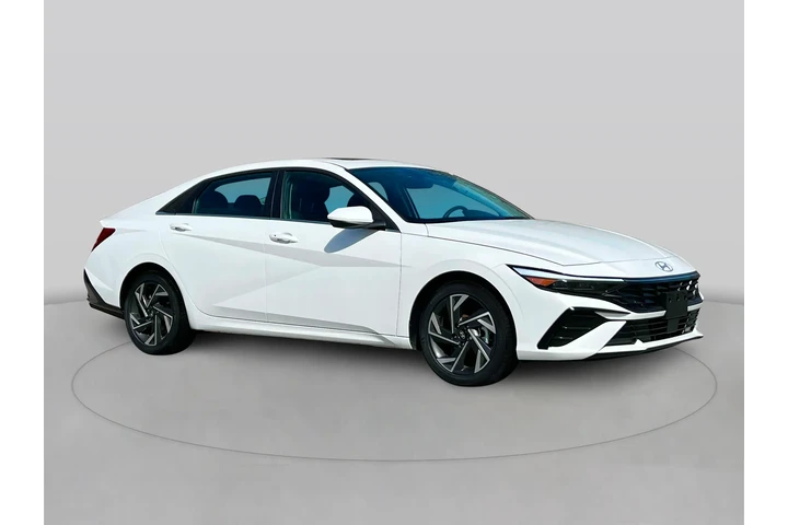 $18420 : Hyundai ELANTRA 2024 SEL 4dr image 10