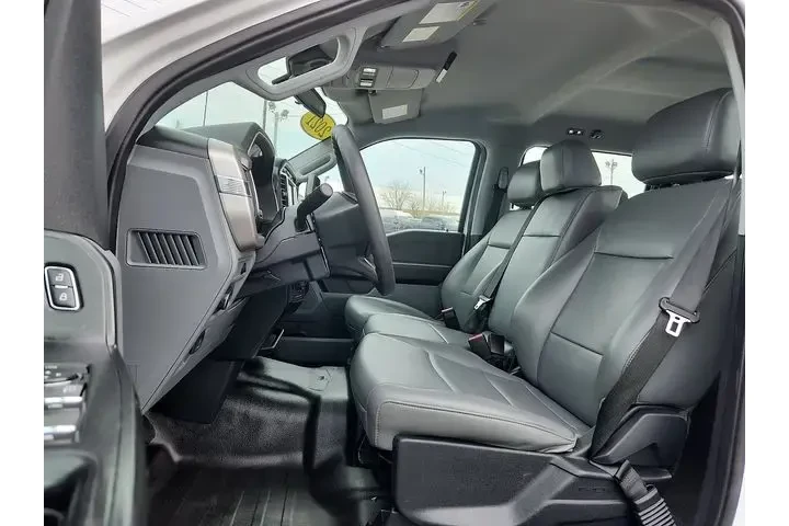 $32988 : Ford F-150 2021 4x4 XL 4dr S image 8