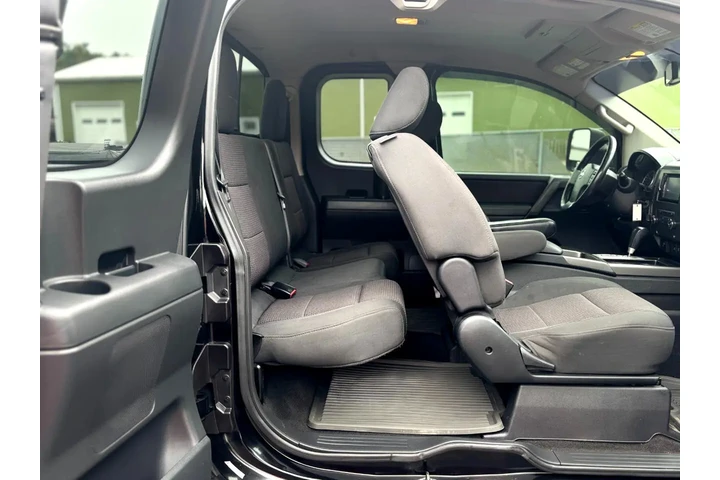 $14995 : 2012 Titan image 8