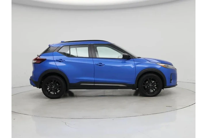 $19998 : Nissan Kicks 2023 SR 4dr Cro image 7