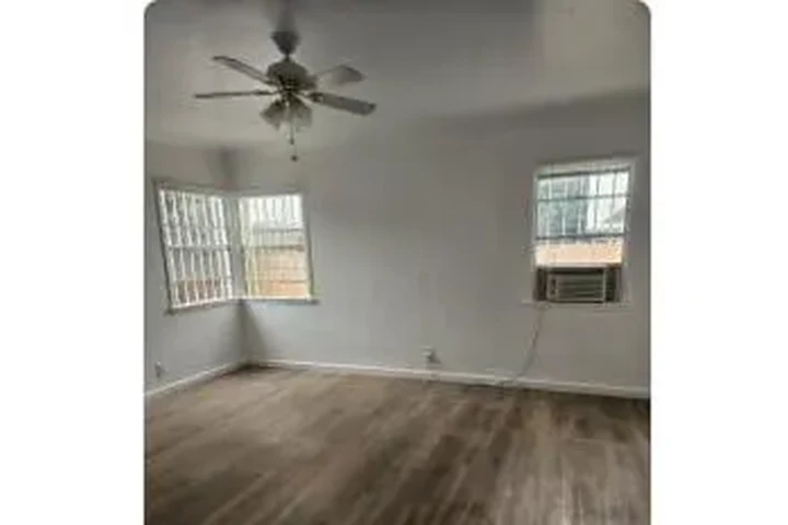 ¿BUSCA CASA EN GARDENA? image 4