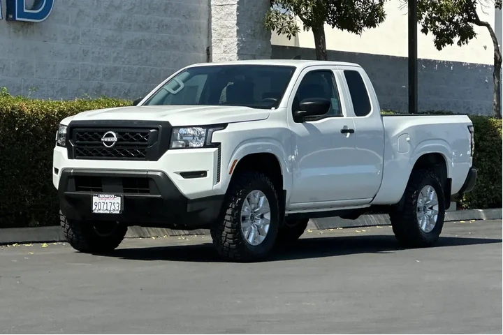$32575 : Nissan Frontier 2023 4x2 S 4 image 8