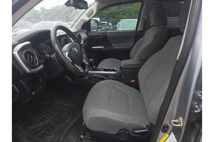 $25319 : Toyota Tacoma 2018 4x2 TRD O image 1