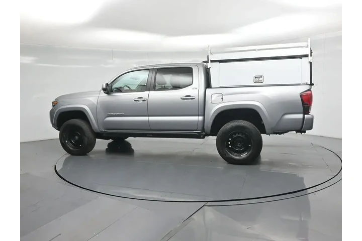 $39425 : Toyota Tacoma 2020 4x4 TRD P image 6